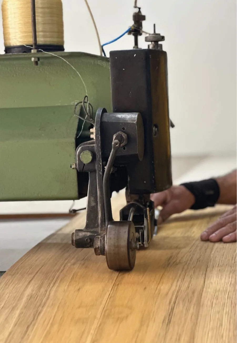Folha de madeira sobre MDF, compensado ou porta sólida